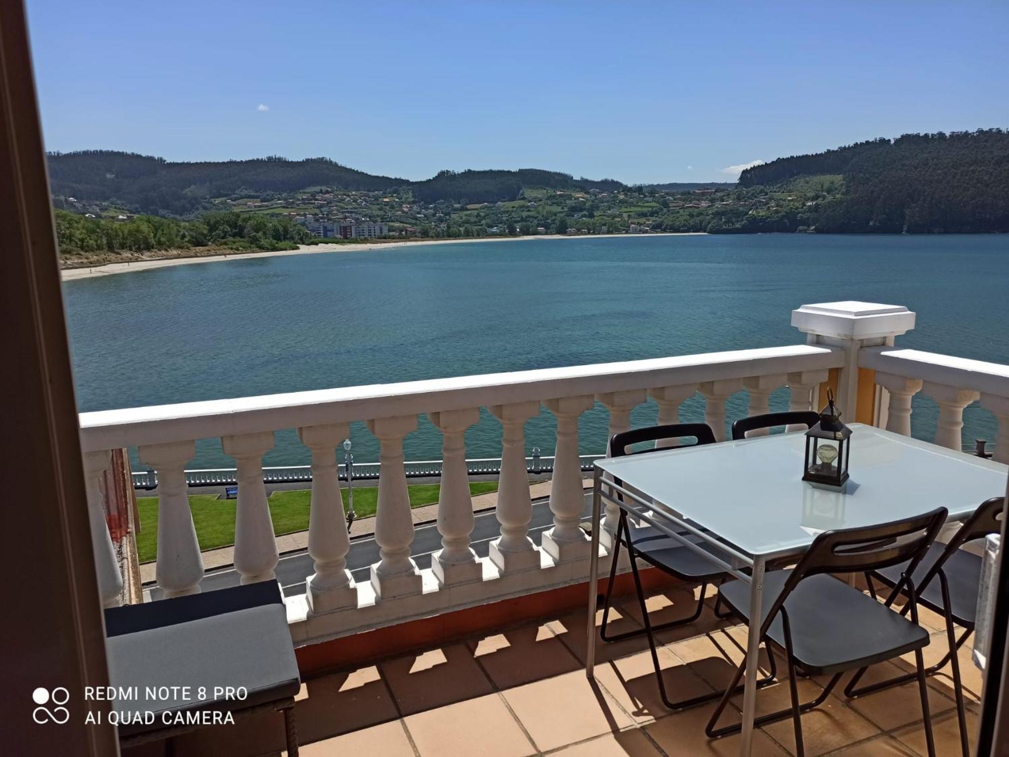 Villa Casa da Costa - Piso con galería y terraza con vistas al mar Cedeira Exterior foto